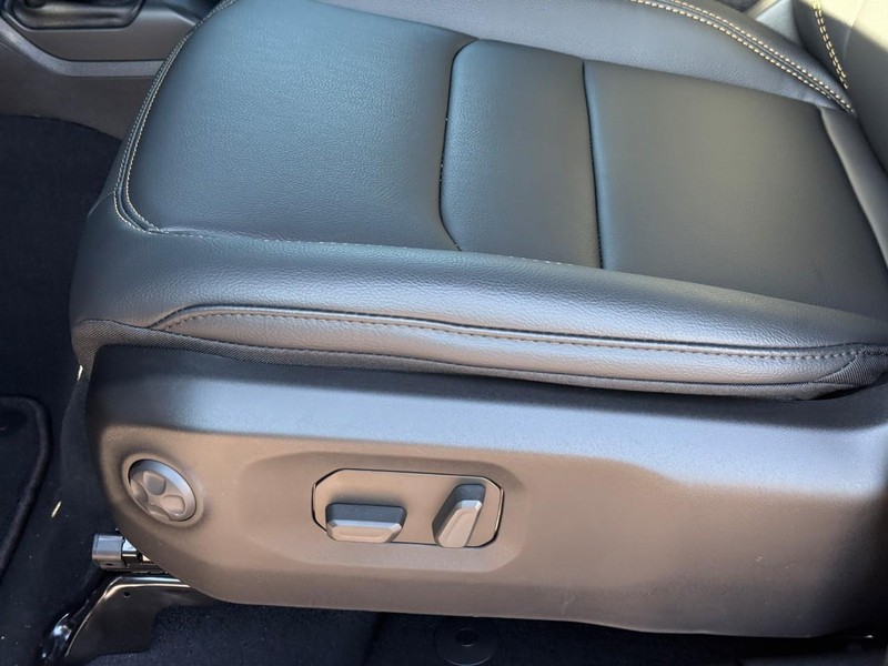 Jeep Wrangler Vehicle Full-screen Gallery Image 8