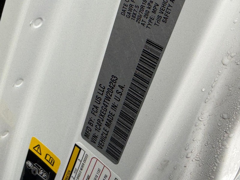 Jeep Wrangler Vehicle Image 21