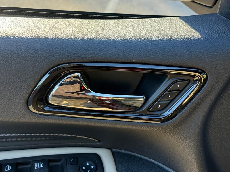 Dodge Durango Vehicle Image 20