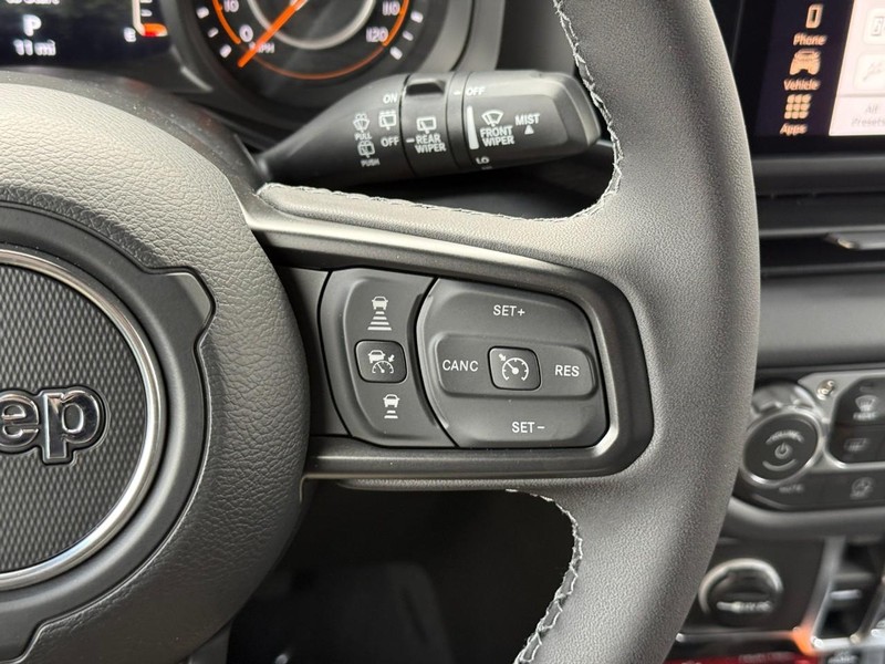 Jeep Wrangler Vehicle Image 13