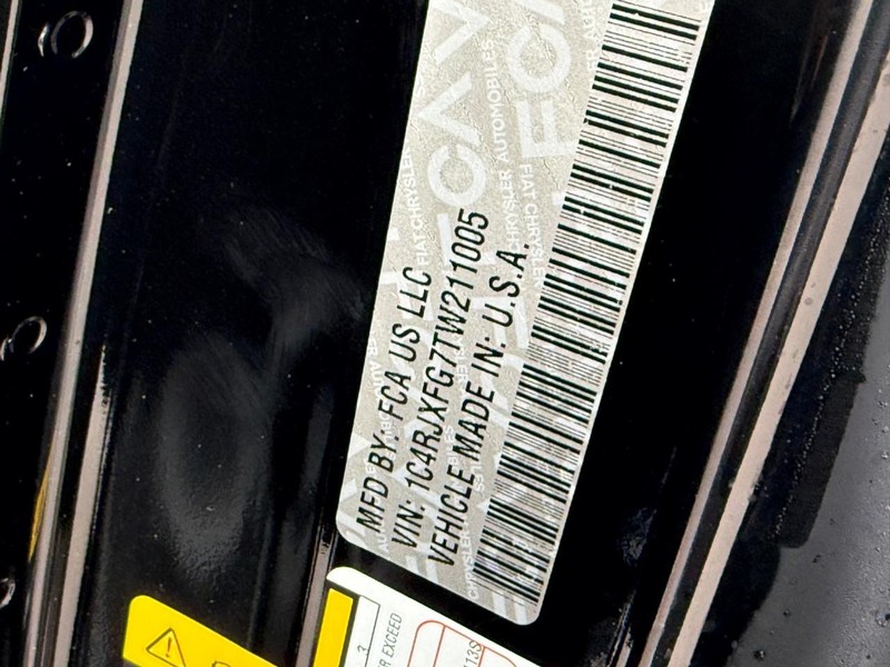 Jeep Wrangler Vehicle Image 16