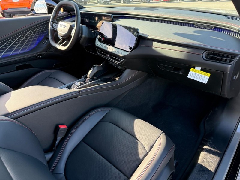 Dodge Charger Vehicle Full-screen Gallery Image 6