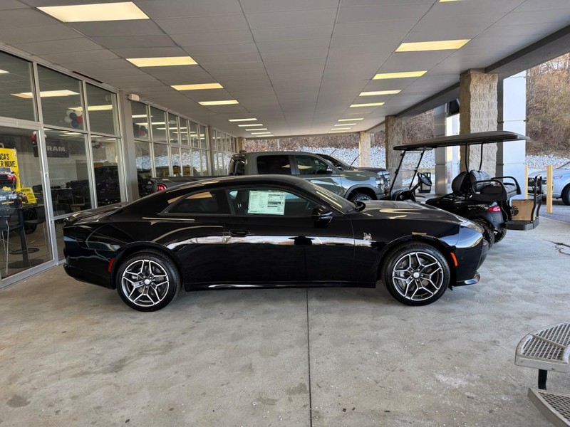 Dodge Charger Vehicle Full-screen Gallery Image 2