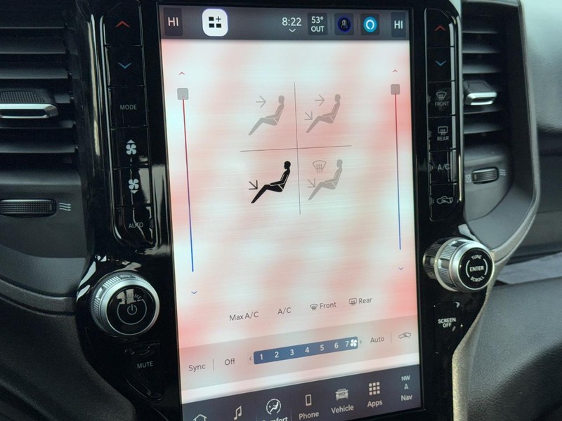 Ram 2500 Vehicle Full-screen Gallery Image 14