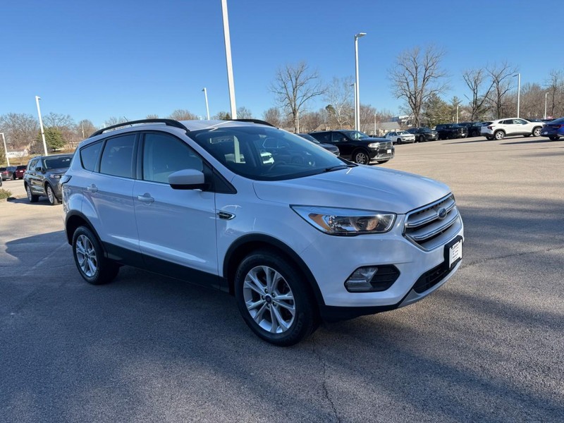 Ford Escape Vehicle Image 13