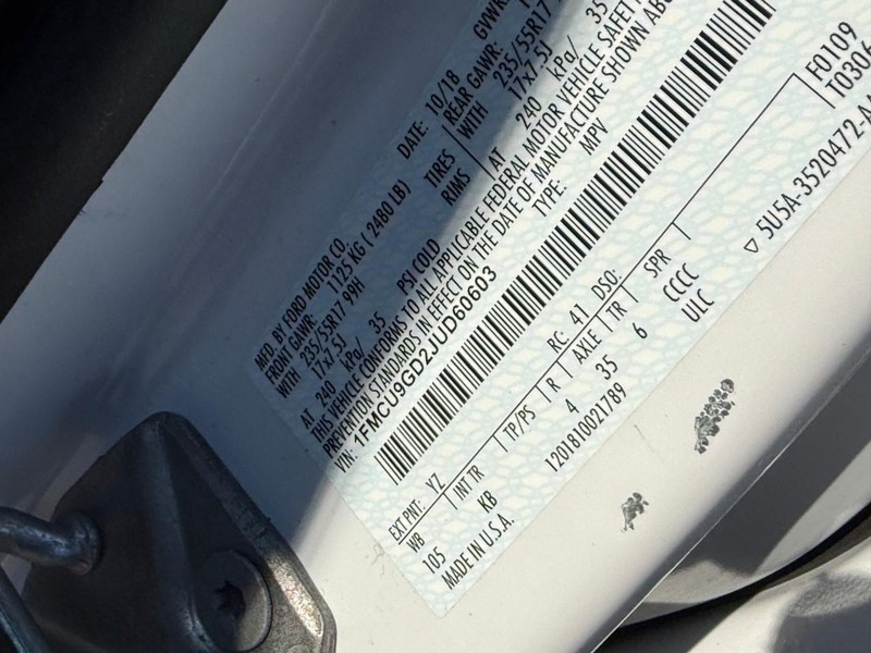 Ford Escape Vehicle Image 29