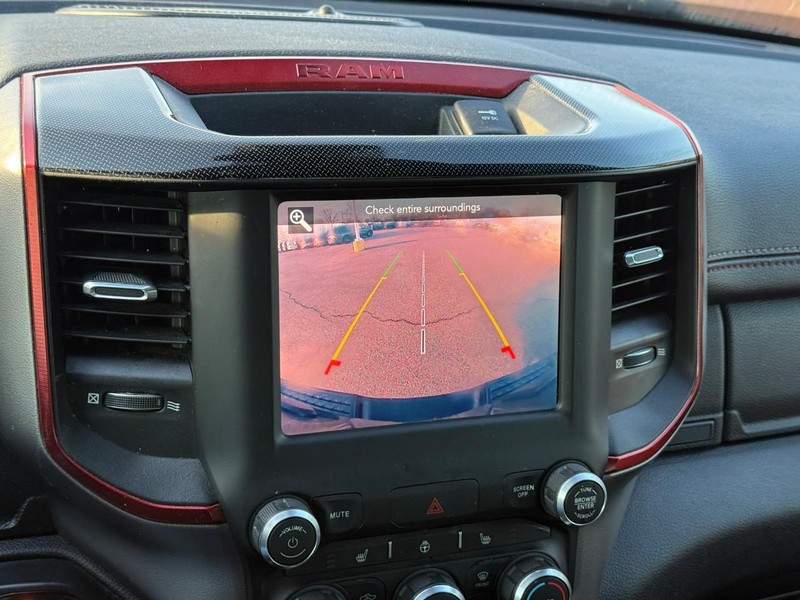 Ram 1500 Vehicle Image 26