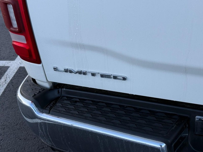 Ram 3500 Vehicle Image 07