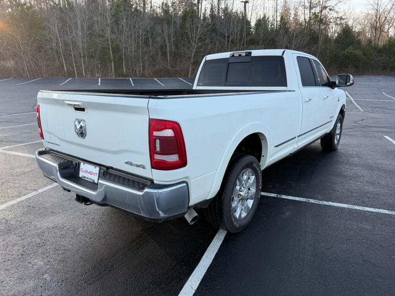 Ram 3500 Vehicle Image 11