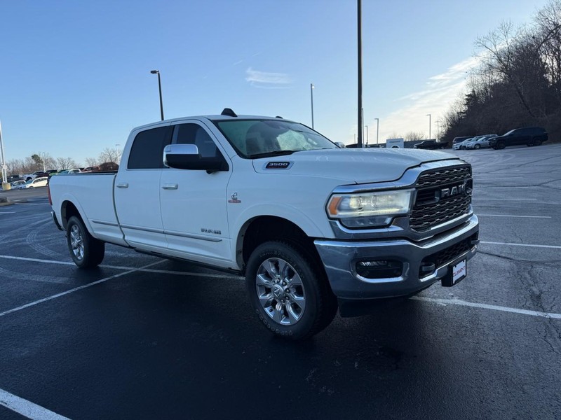 Ram 3500 Vehicle Image 12