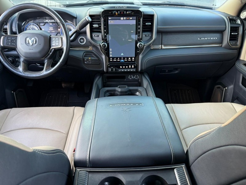 Ram 3500 Vehicle Image 15