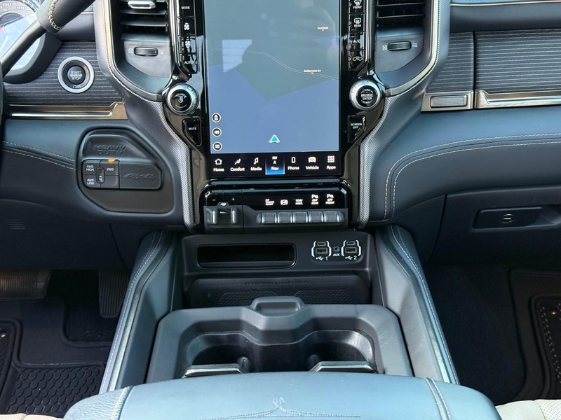 Ram 3500 Vehicle Image 18