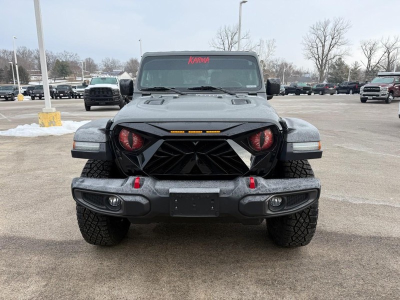 Jeep Wrangler Vehicle Full-screen Gallery Image 9