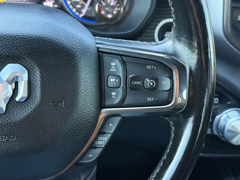 Ram 1500 Vehicle Full-screen Gallery Image 20