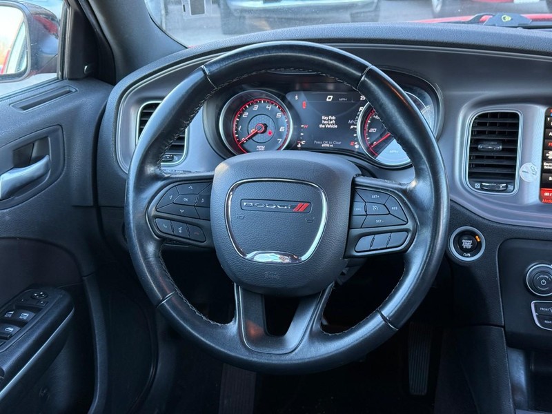 Dodge Charger Vehicle Image 15