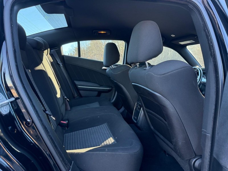 Dodge Charger Vehicle Image 12