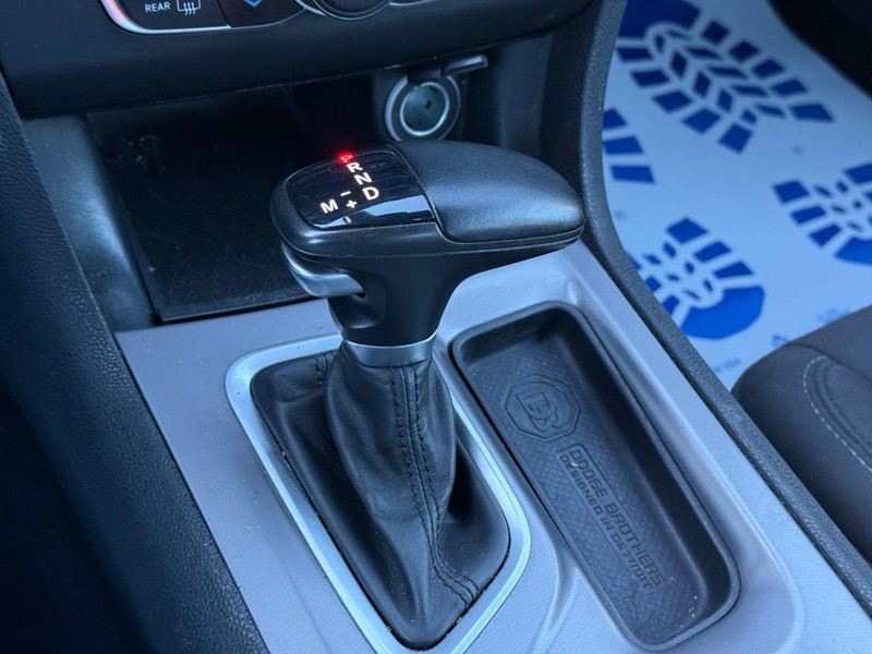 Dodge Charger Vehicle Image 24