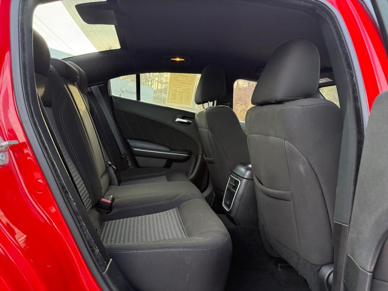 Dodge Charger Vehicle Image 13