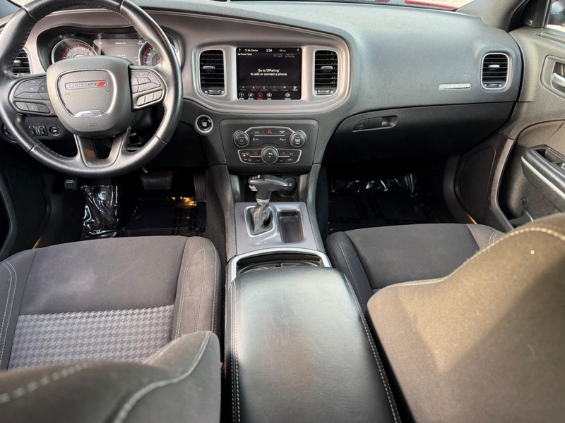 Dodge Charger Vehicle Image 14