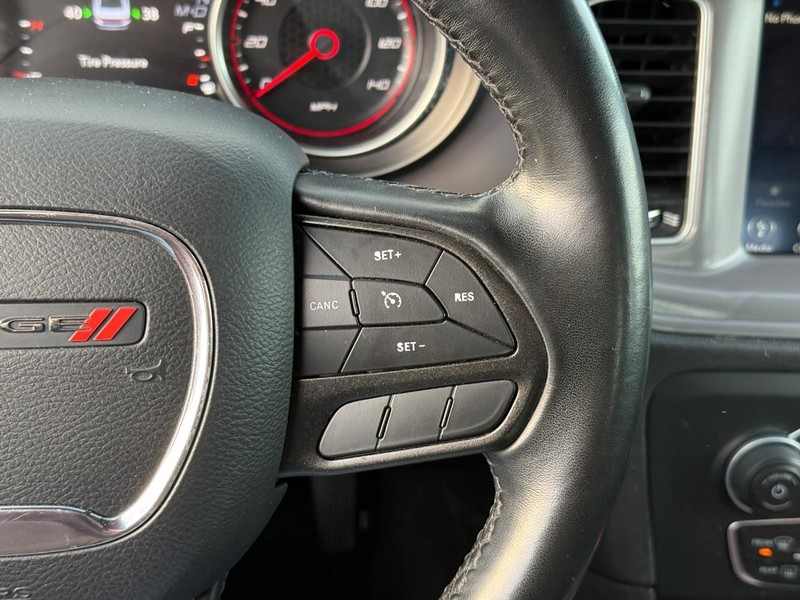 Dodge Charger Vehicle Image 23