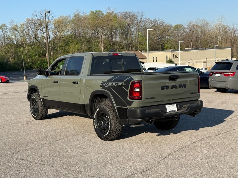 Ram 1500 Vehicle Image 04