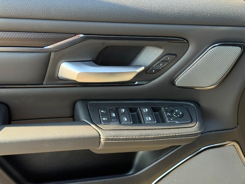 Ram 1500 Vehicle Image 13