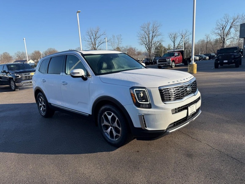 Kia Telluride Vehicle Full-screen Gallery Image 9