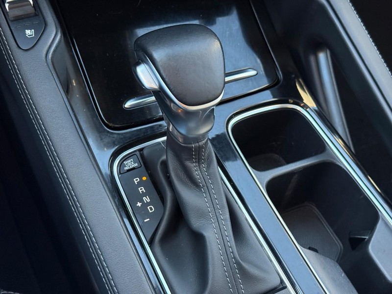 Kia Telluride Vehicle Full-screen Gallery Image 23