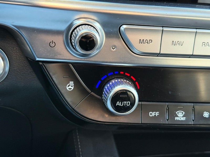 Kia Telluride Vehicle Full-screen Gallery Image 24