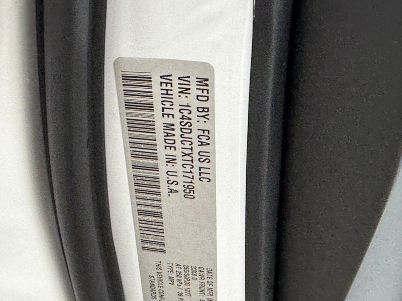 Dodge Durango Vehicle Full-screen Gallery Image 20