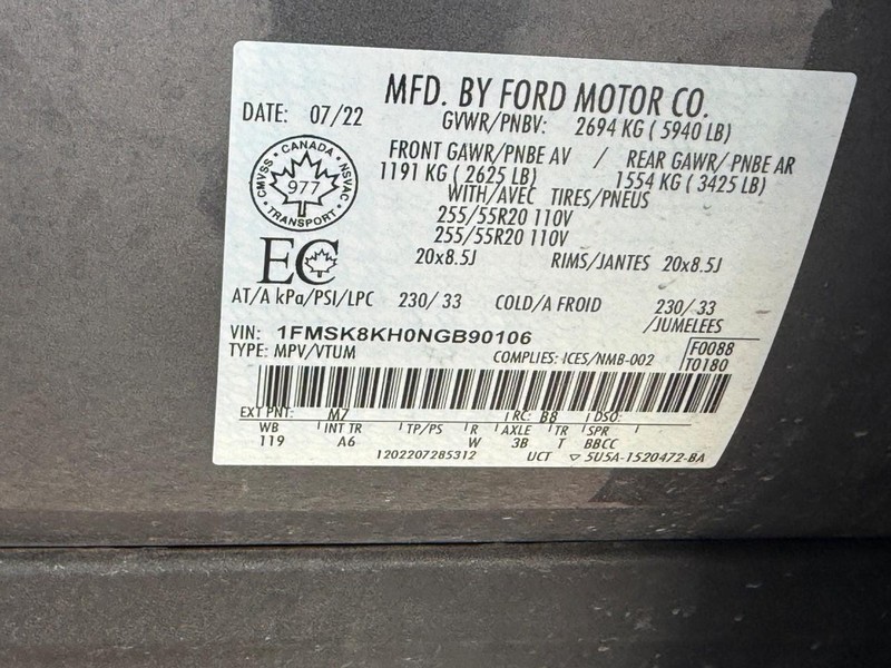 Ford Explorer Vehicle Image 29