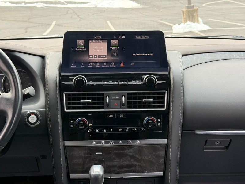 Nissan Armada Vehicle Image 18