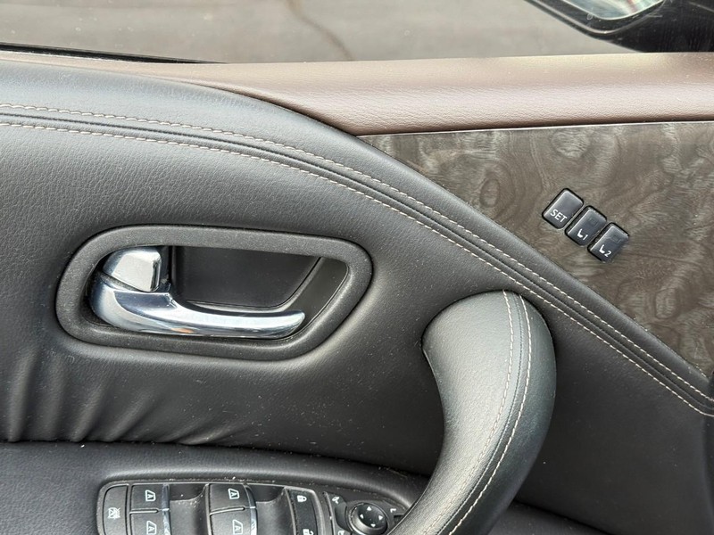 Nissan Armada Vehicle Image 22