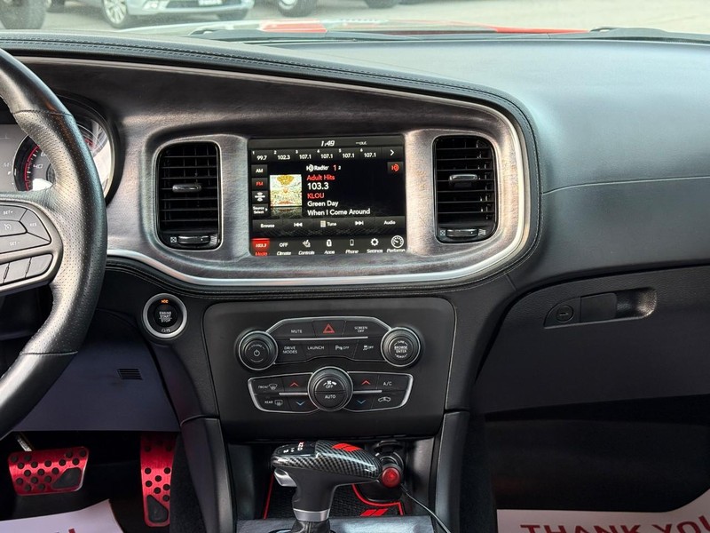 Dodge Charger Vehicle Image 16