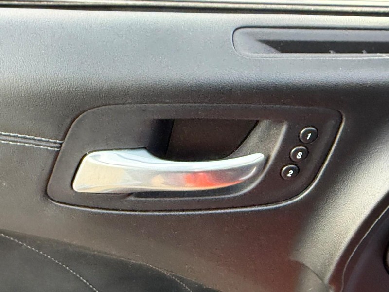 Dodge Charger Vehicle Image 19