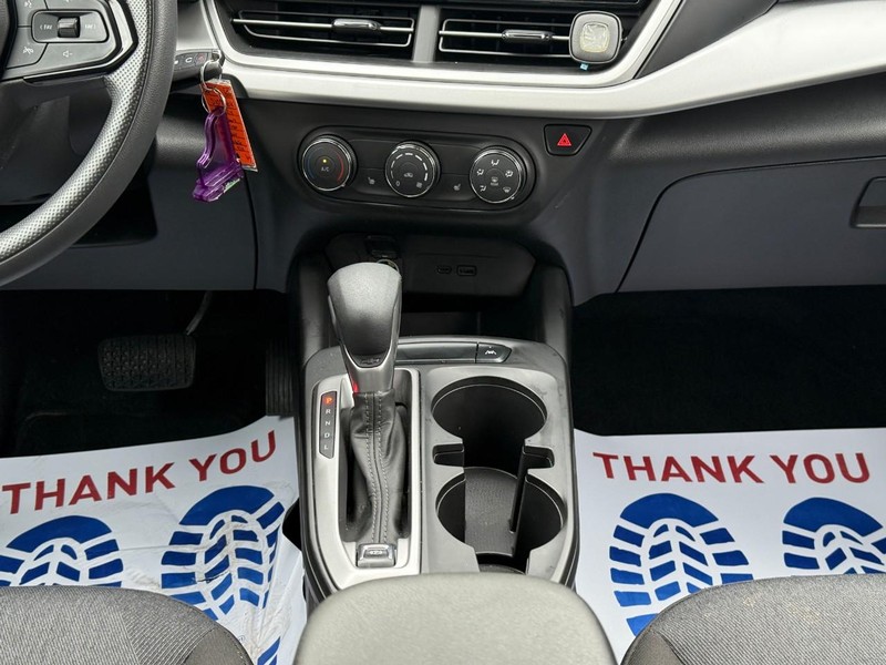 Chevrolet Trax Vehicle Image 17