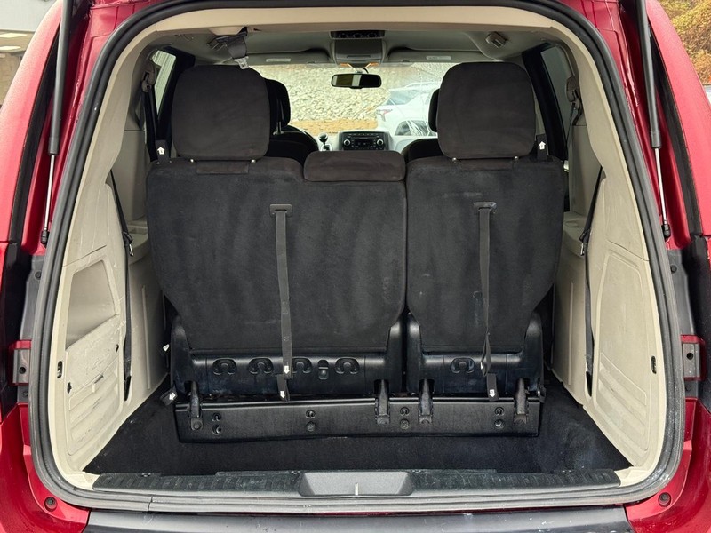 Dodge Grand Caravan Vehicle Image 08