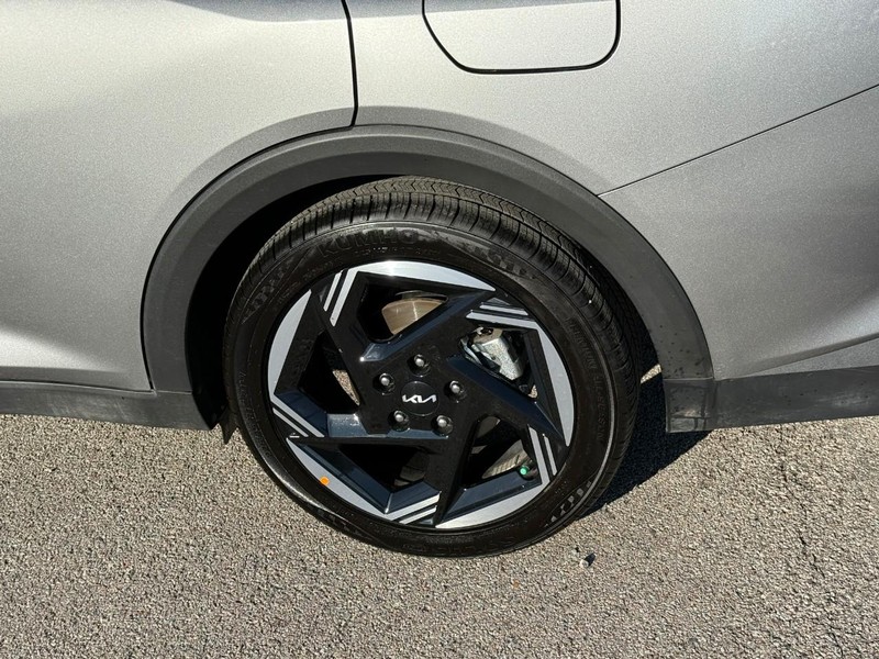 Kia K4 Vehicle Image 05