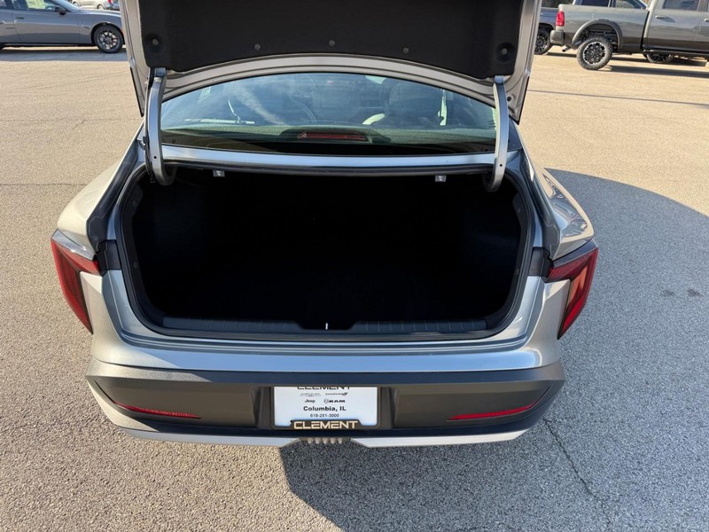 Kia K4 Vehicle Image 07