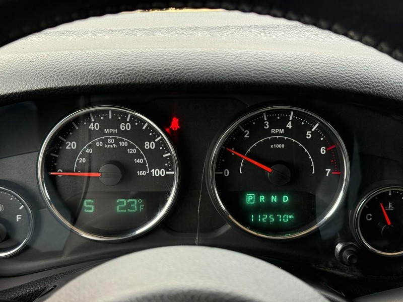 Jeep Wrangler Unlimited Vehicle Full-screen Gallery Image 19