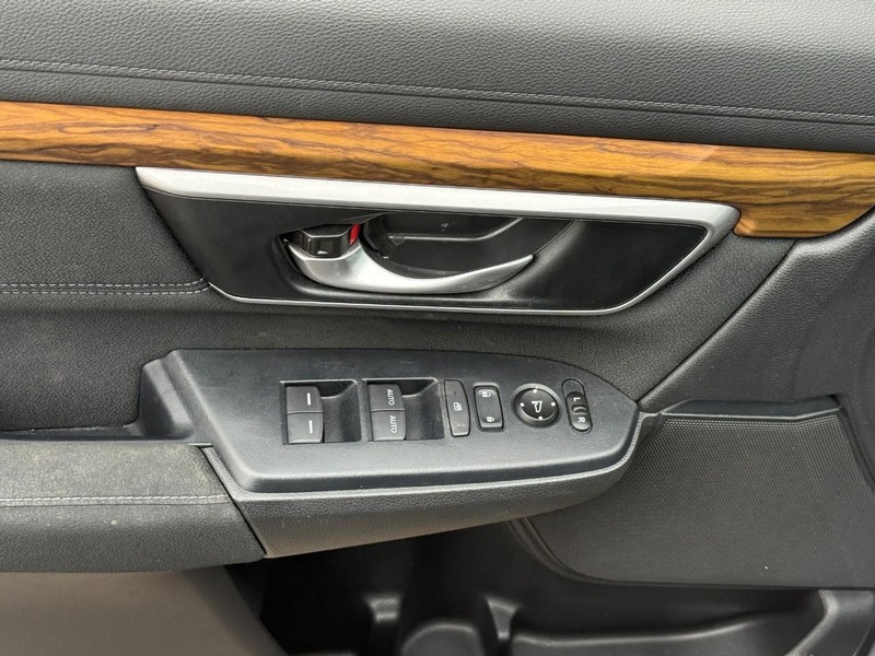 Honda CR-V Vehicle Image 19