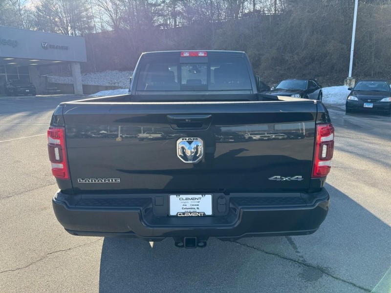 Ram 3500 Vehicle Image 08