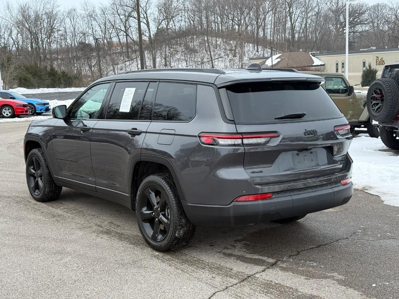 Jeep Grand Cherokee L Vehicle Image 04