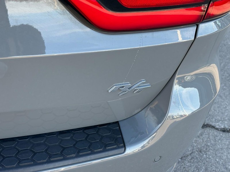 Dodge Durango Vehicle Full-screen Gallery Image 5