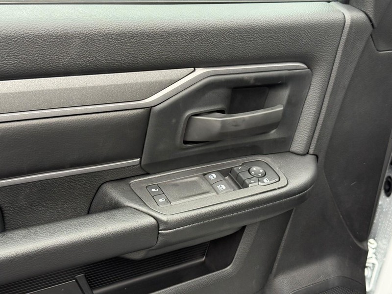 Ram 5500 Chassis Cab Vehicle Full-screen Gallery Image 6