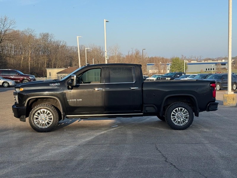 Chevrolet Silverado 2500HD Vehicle Image 03