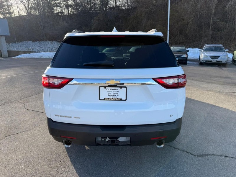 Chevrolet Traverse Vehicle Full-screen Gallery Image 7