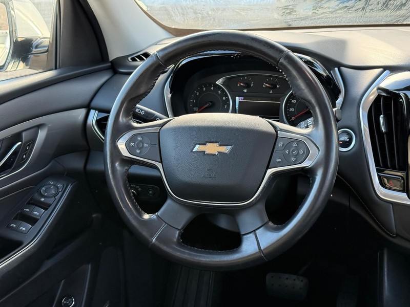 Chevrolet Traverse Vehicle Full-screen Gallery Image 14