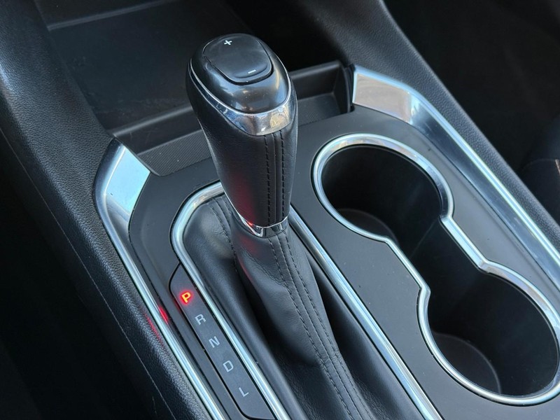 Chevrolet Traverse Vehicle Full-screen Gallery Image 22