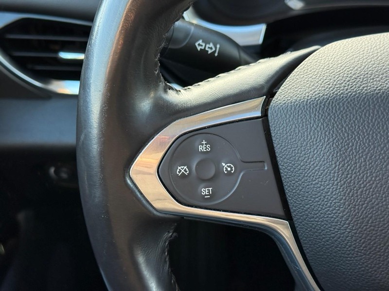 Chevrolet Traverse Vehicle Full-screen Gallery Image 24